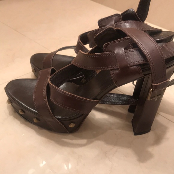 Sergio Rossi Brown leather platform shoes - Picture 2 of 3